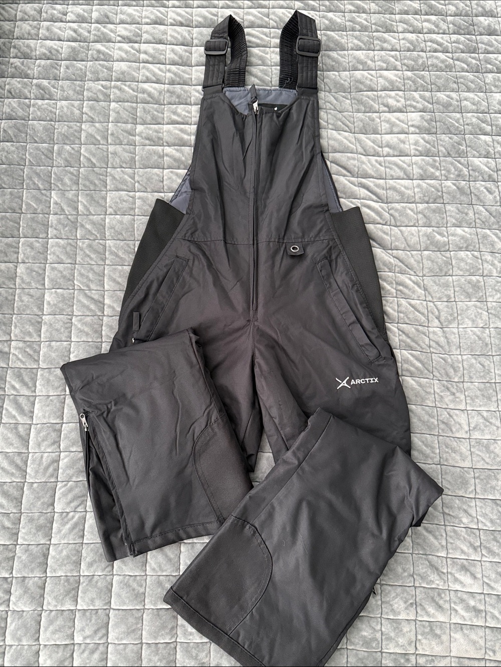 Arctix Black Women's Insulated Snow Bib Pants with Adjustable Straps
